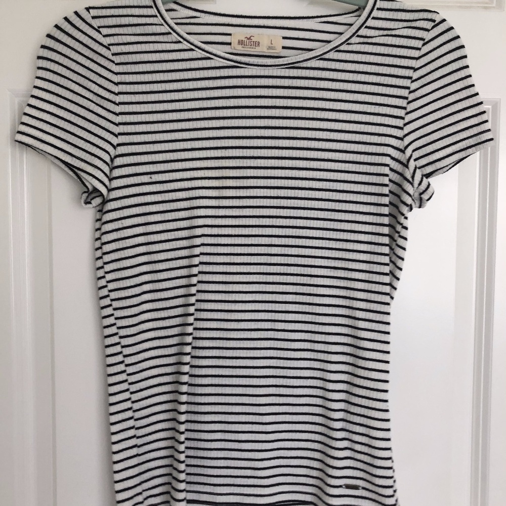 Ribbed Tee